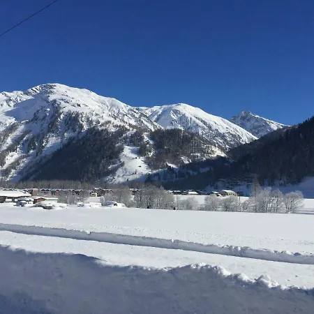 6 Dorfstrasse Oberwald